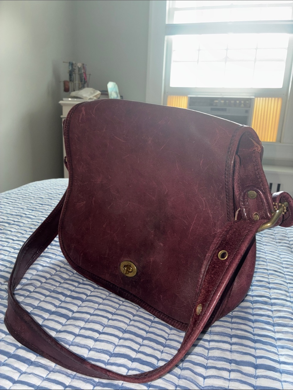 Classic women’s Brown Leather coach Shoulder Bag only 20 made for twa workers